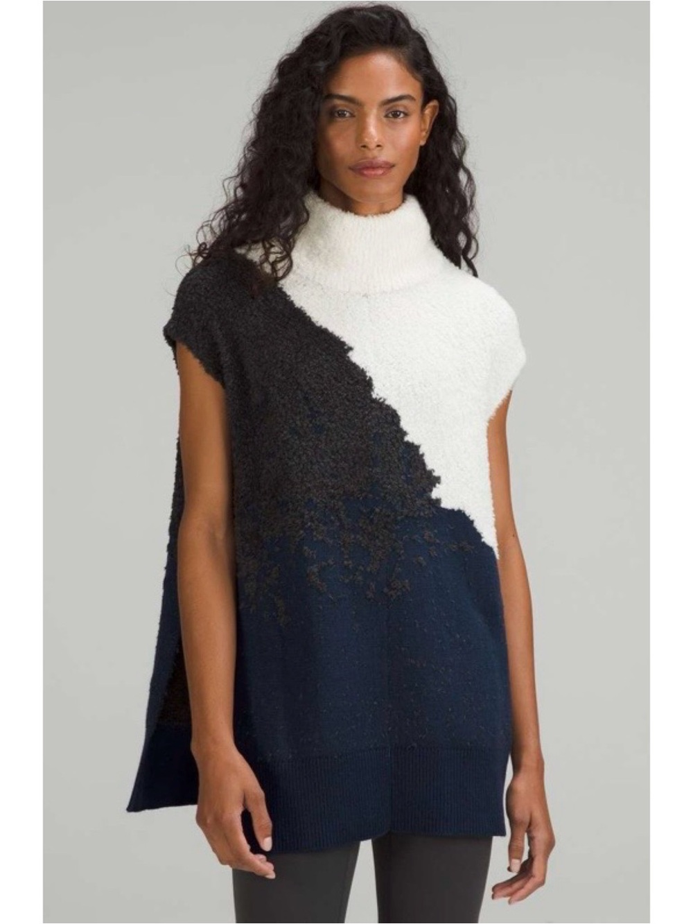 Lululemon Ombre Knit Textured Poncho, size 8